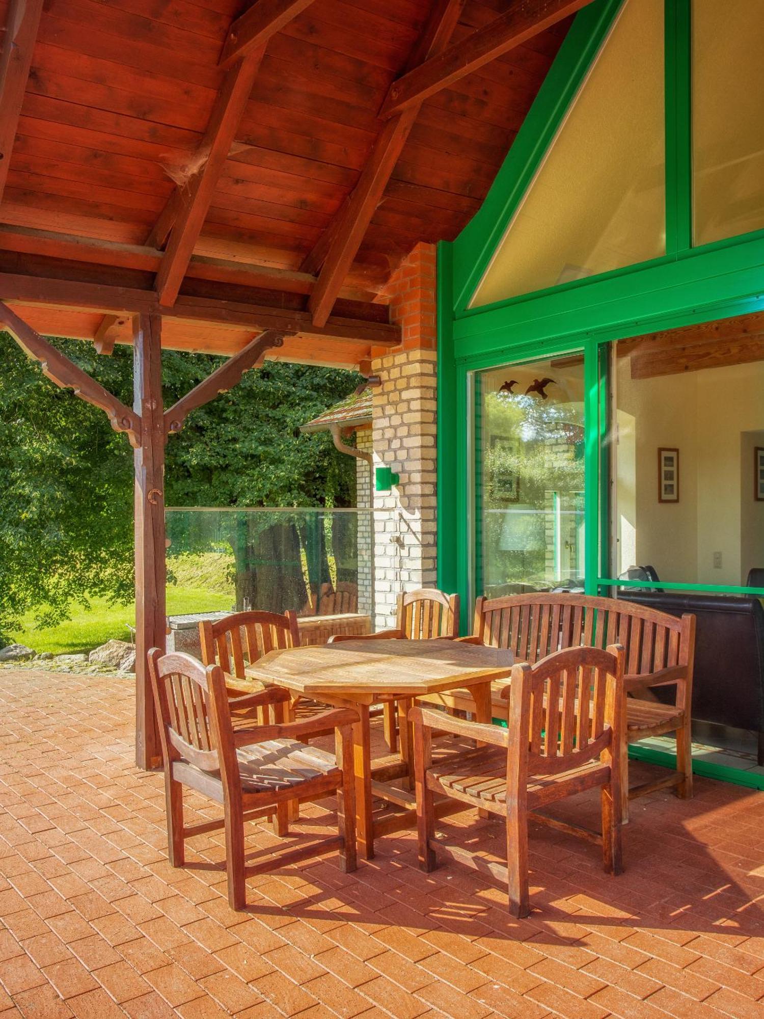 J1 Idyllisches Ferienhaus Mit Seeblick Julchendorf Exterior foto