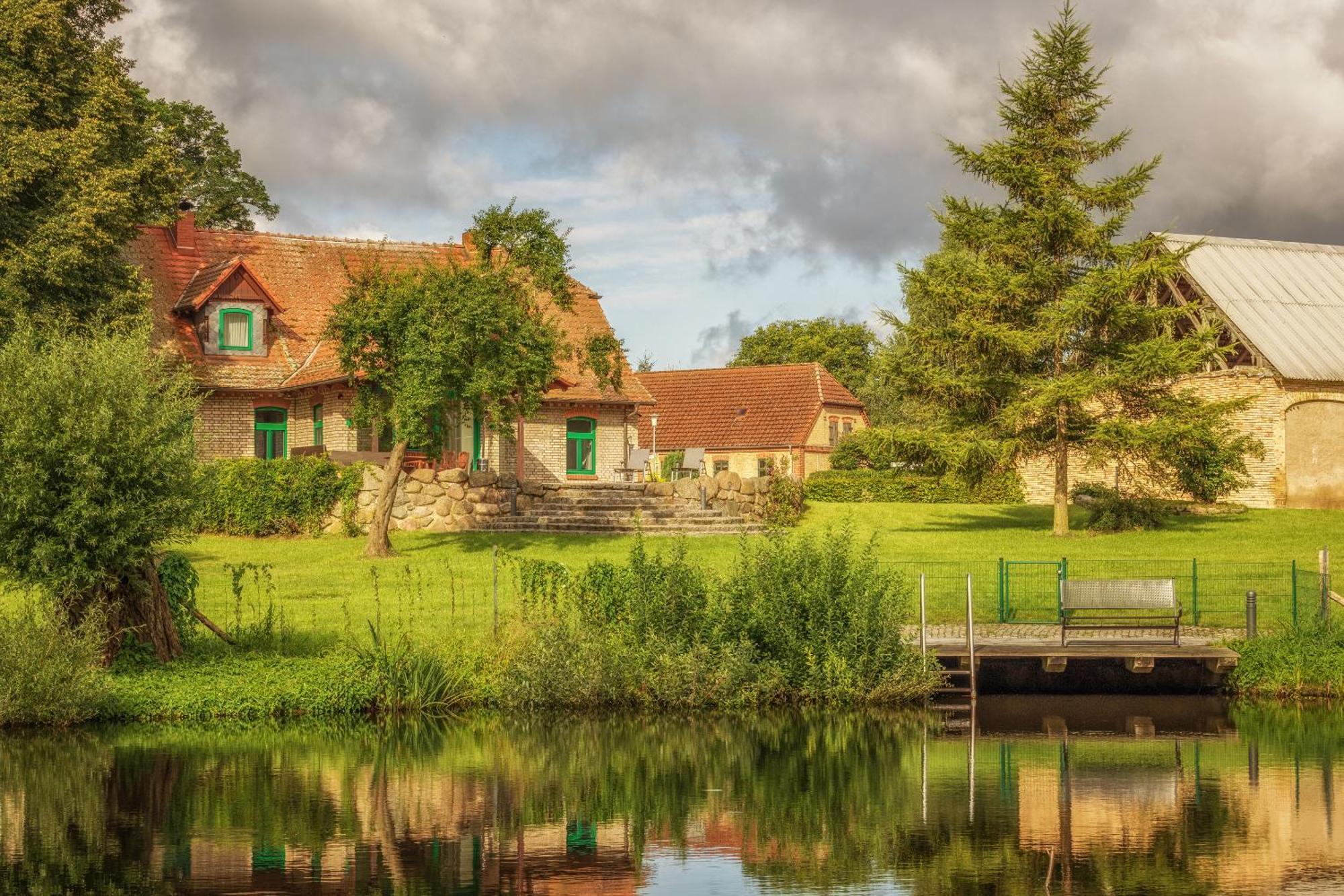 J1 Idyllisches Ferienhaus Mit Seeblick Julchendorf Exterior foto
