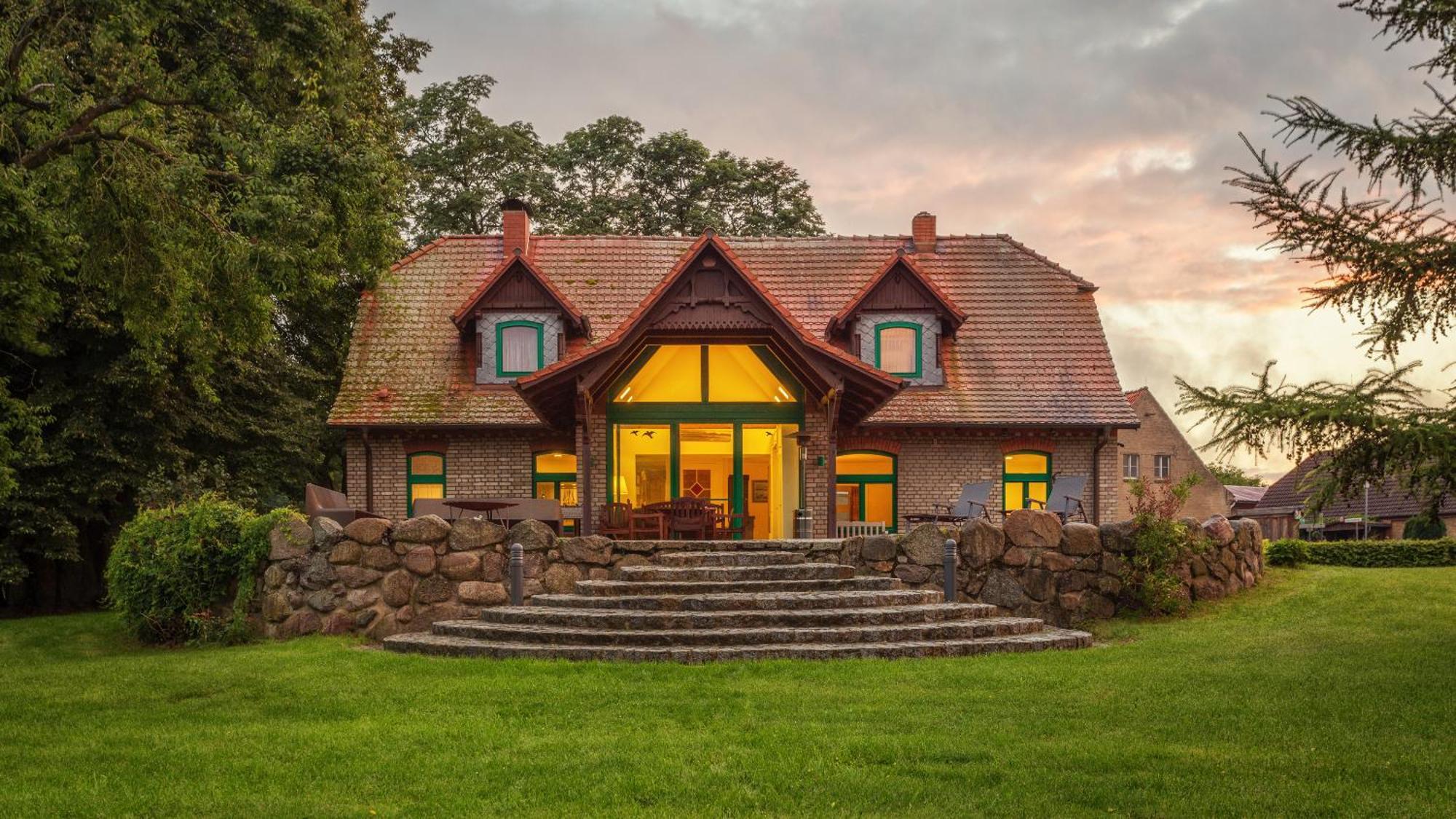 J1 Idyllisches Ferienhaus Mit Seeblick Julchendorf Exterior foto
